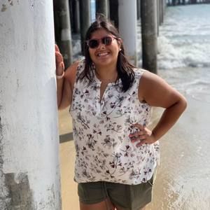 Meet your Posher, Monica